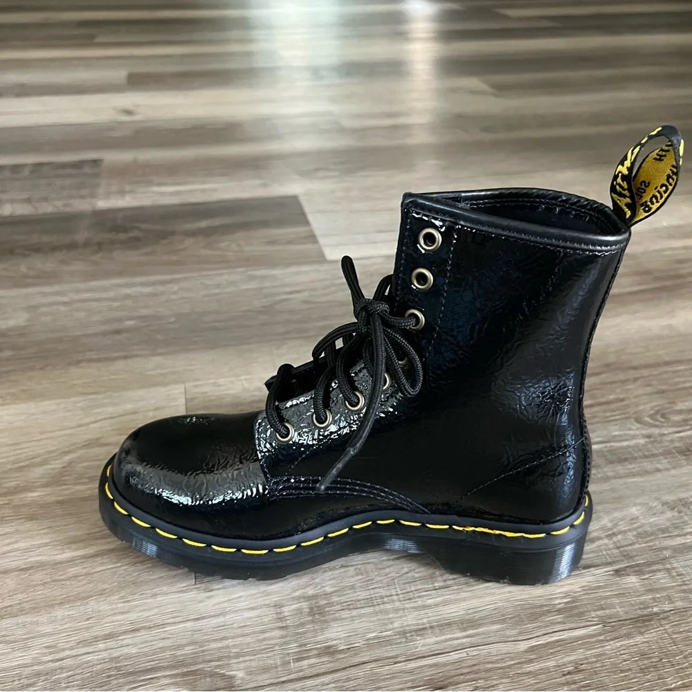 NEW Dr. Martens  Black Leather Boots Size 6 - Picture 7 of 10